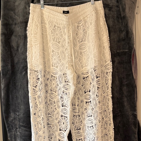 Express Ivory Lace Crochet Trousers - Picture 1 of 4